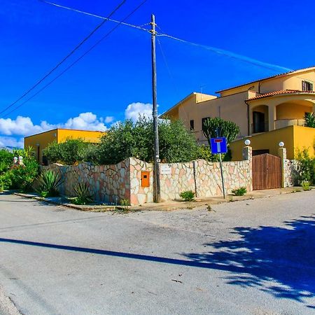 Casa Vacanze L'Orizzonte Aparthotel Valderice Luaran gambar
