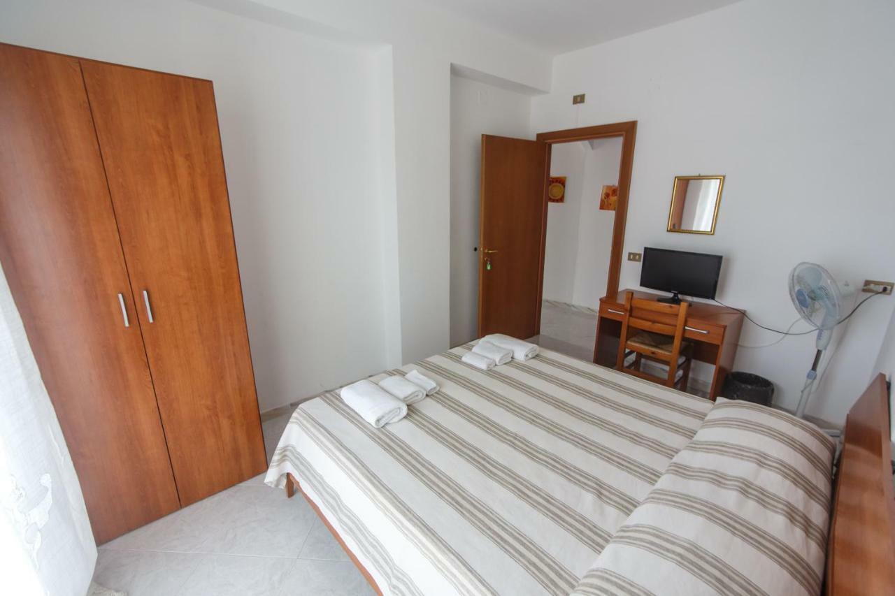 Casa Vacanze L'Orizzonte Aparthotel Valderice Luaran gambar