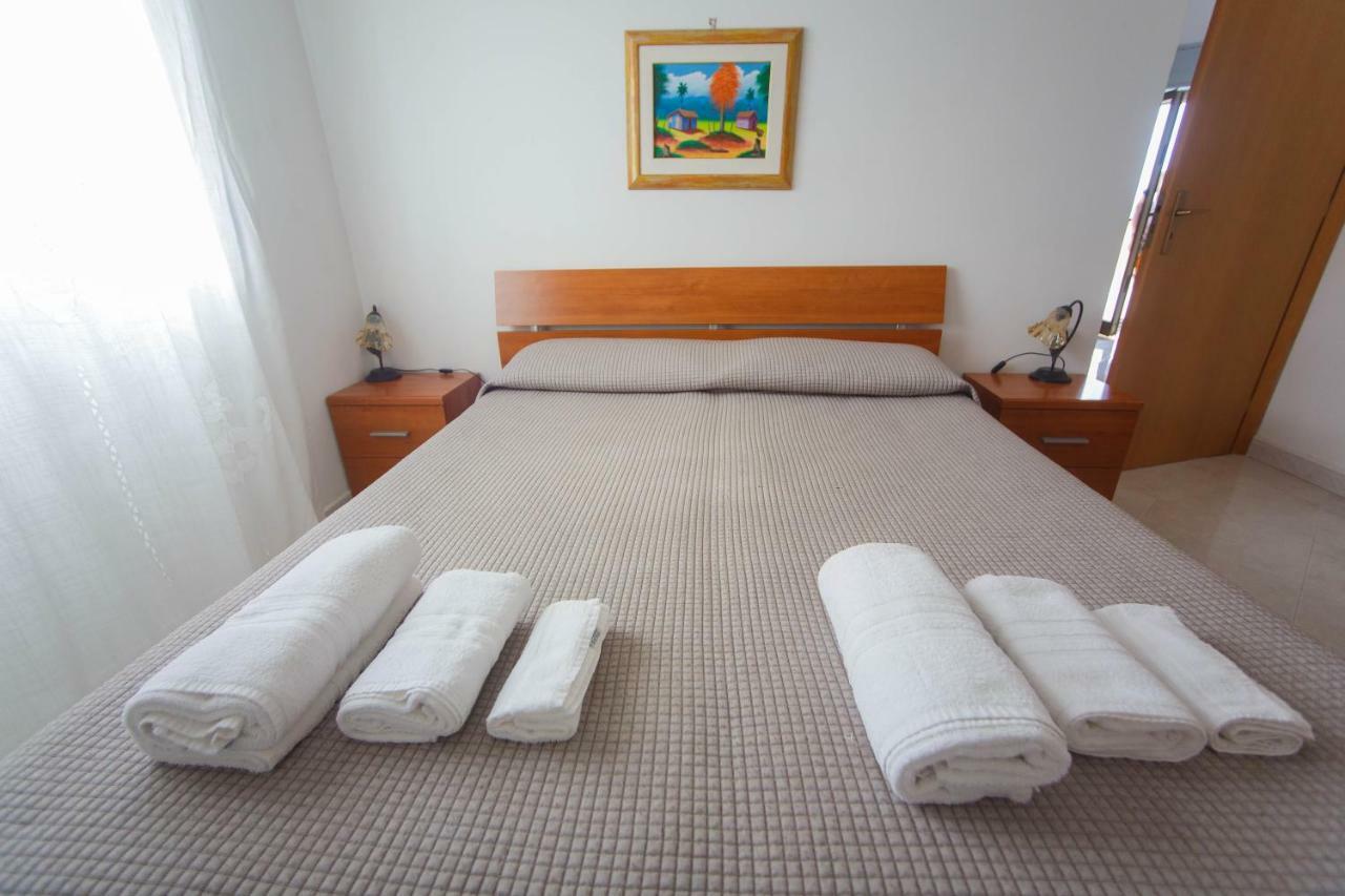 Casa Vacanze L'Orizzonte Aparthotel Valderice Luaran gambar